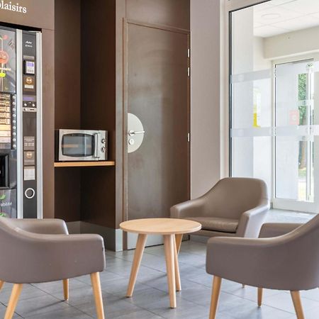 B&B Hotel Lyon Eurexpo Chassieu Bagian luar foto